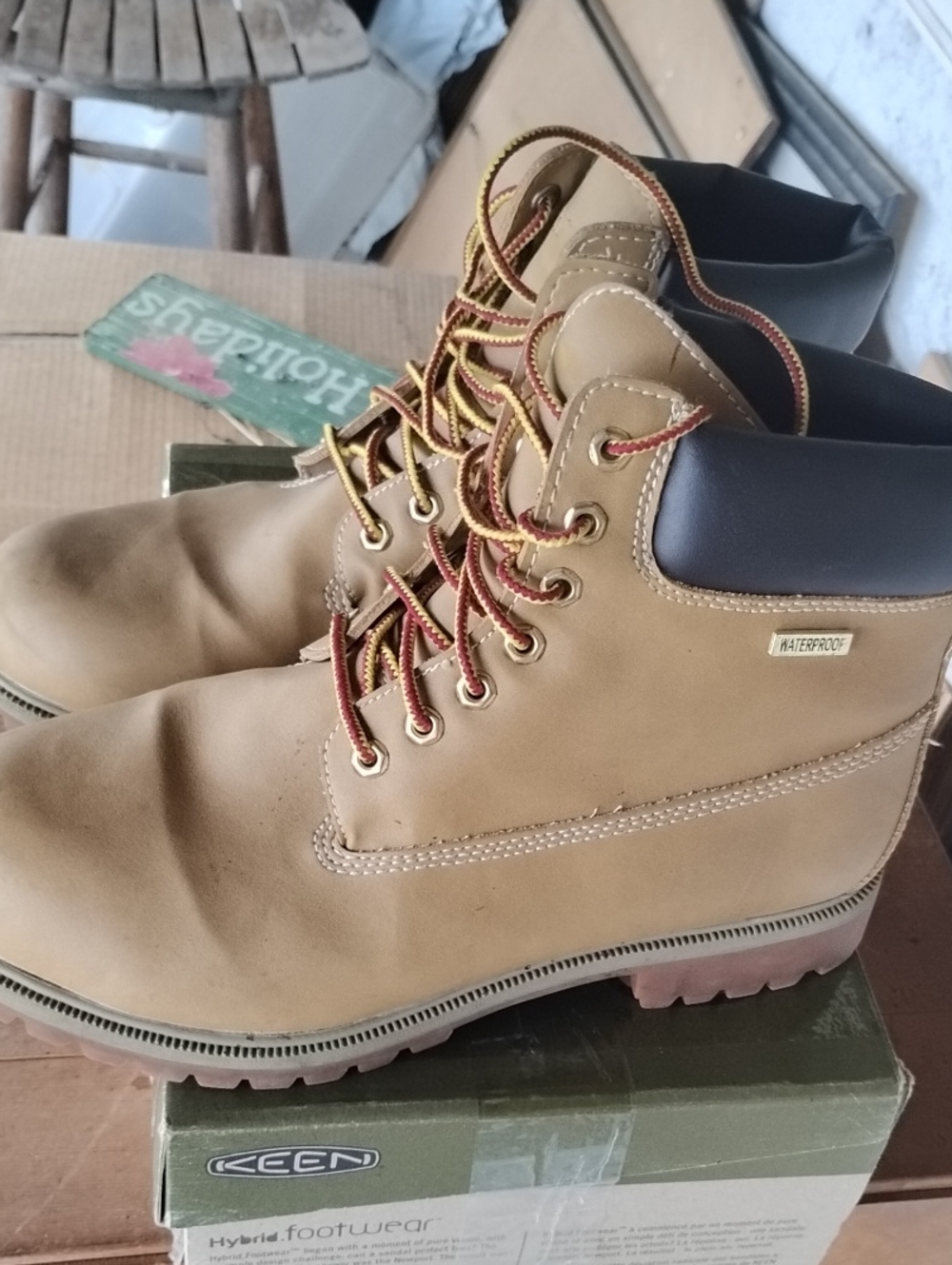 Waterproof Tan Men's Work Boots – Durable Outdoor Lace-Up